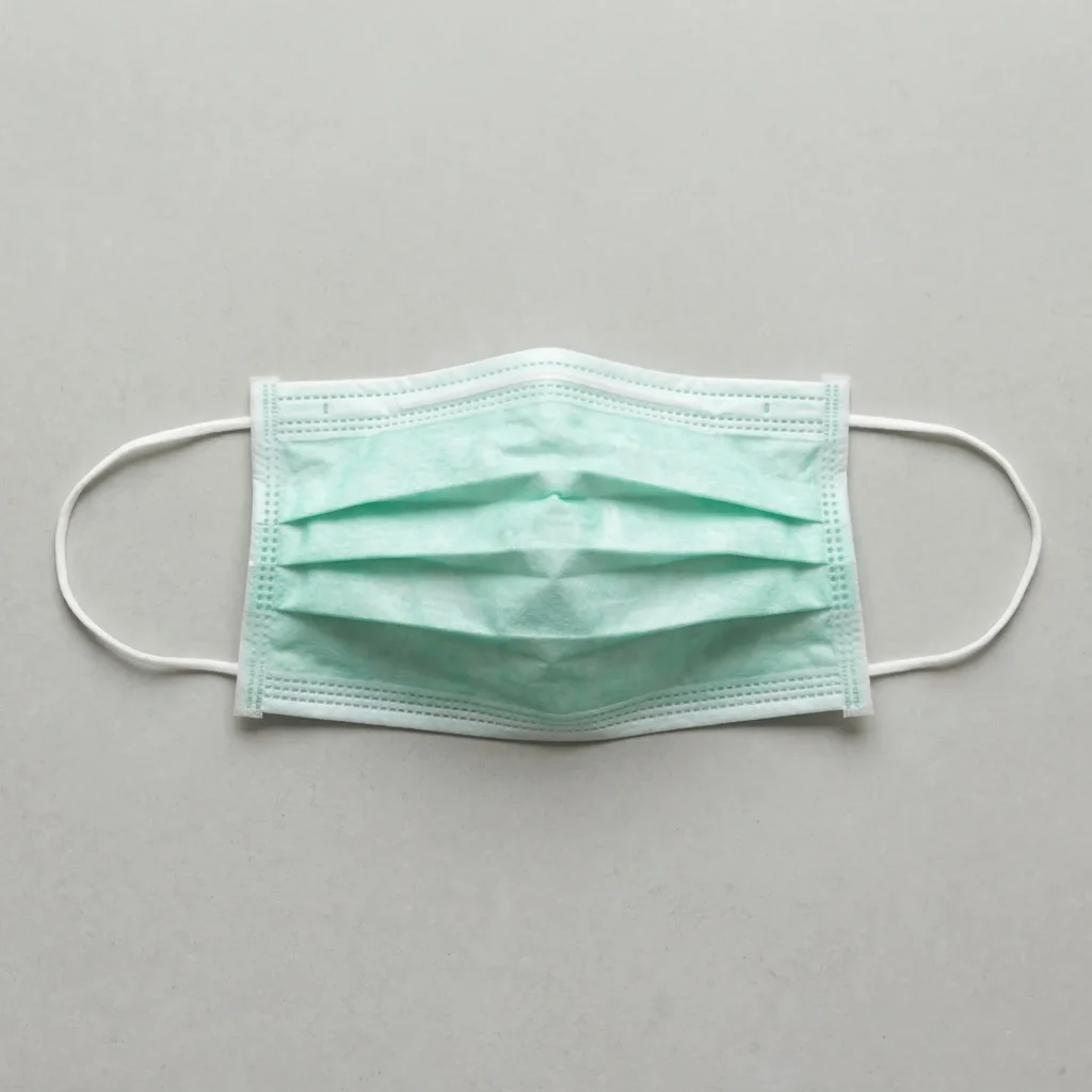 Surgical face mask